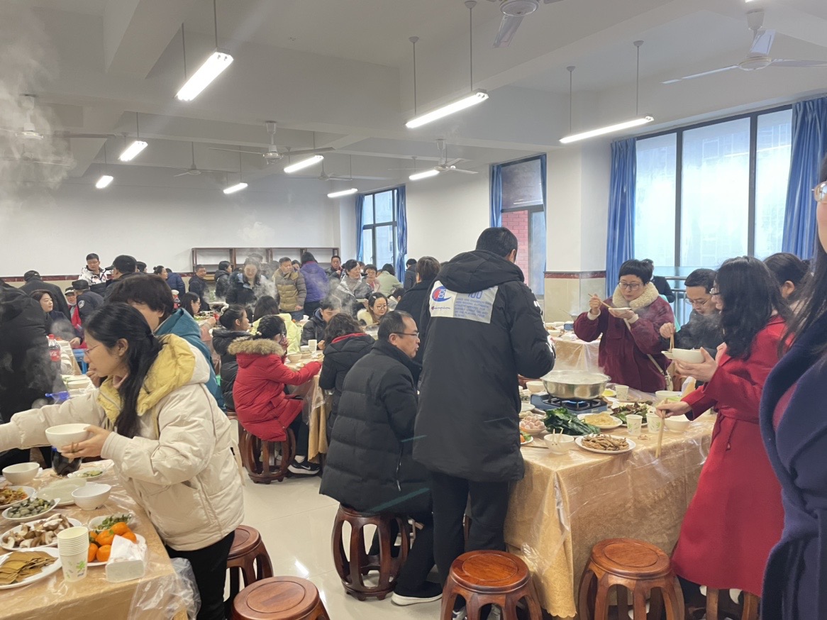 寒冬臘月至 團(tuán)年正當(dāng)時