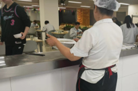 主動擔當，綻放兼職光芒